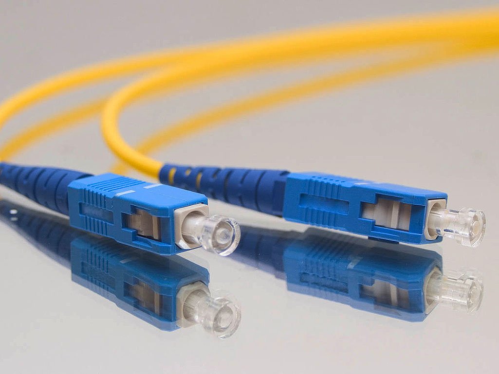 OFC or Fiber Cable Networking armoured fiber cable